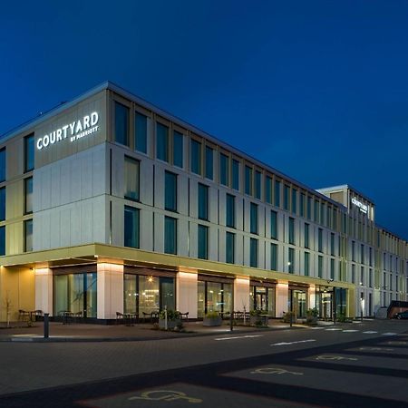 Courtyard By Marriott Inverness Airport Экстерьер фото